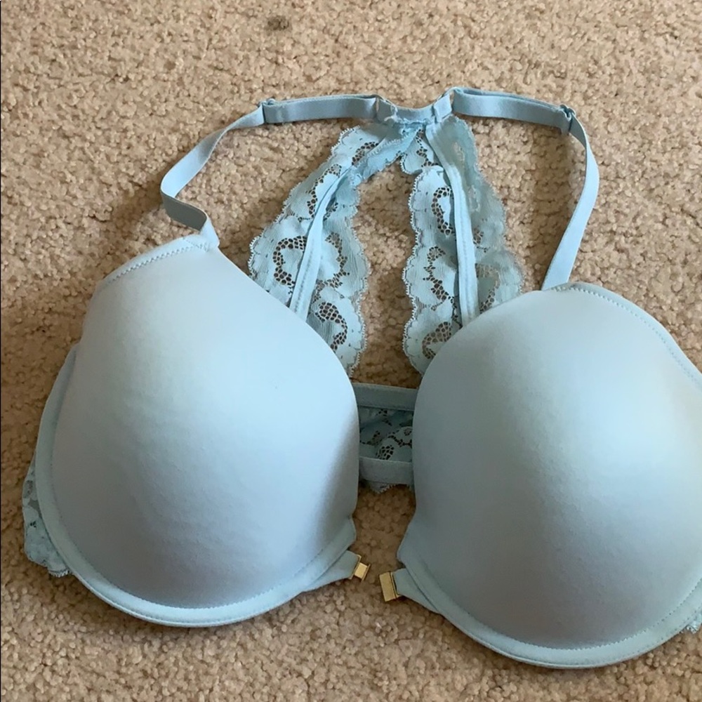 Victoria Secret, close front racer back bra